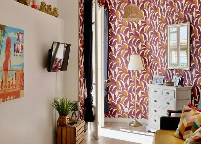 Studio With Big Terrace Full Center With Air Conditioning